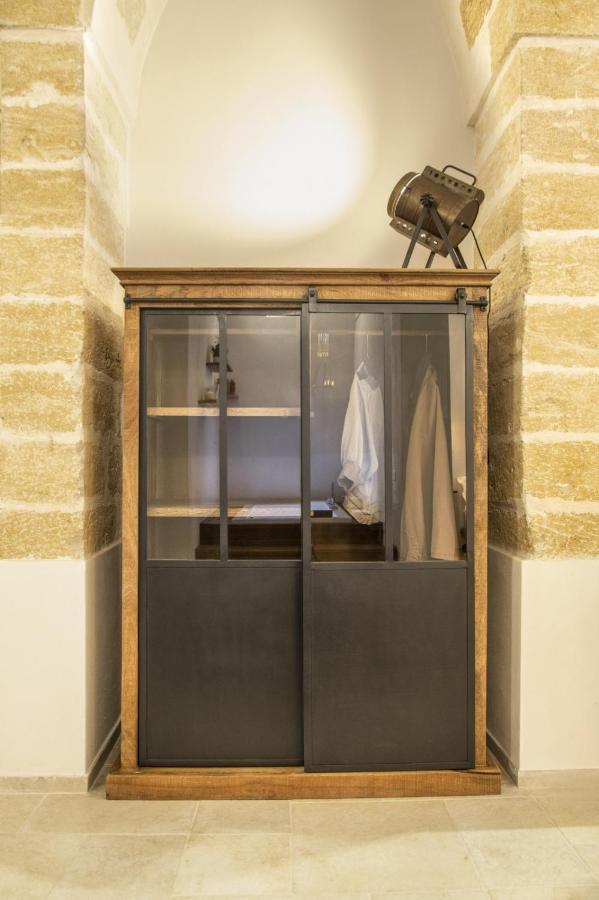 Ellements - Luxury Rooms Μπρίντιζι Εξωτερικό φωτογραφία